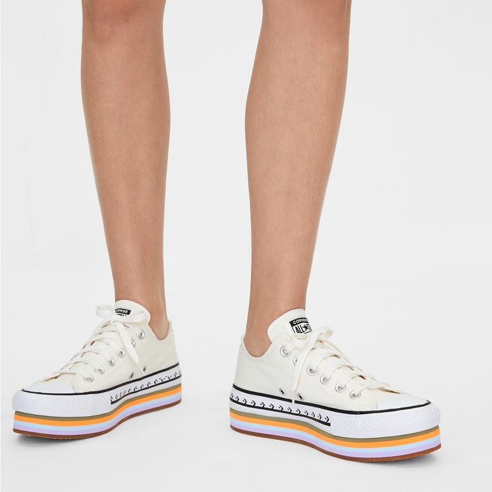 Converse Chuck Taylor All Star Platform Cream size